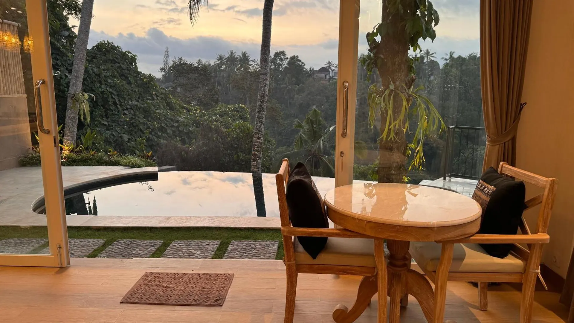 Suara Jiwa Luxury Villas With Private Pool Ubud