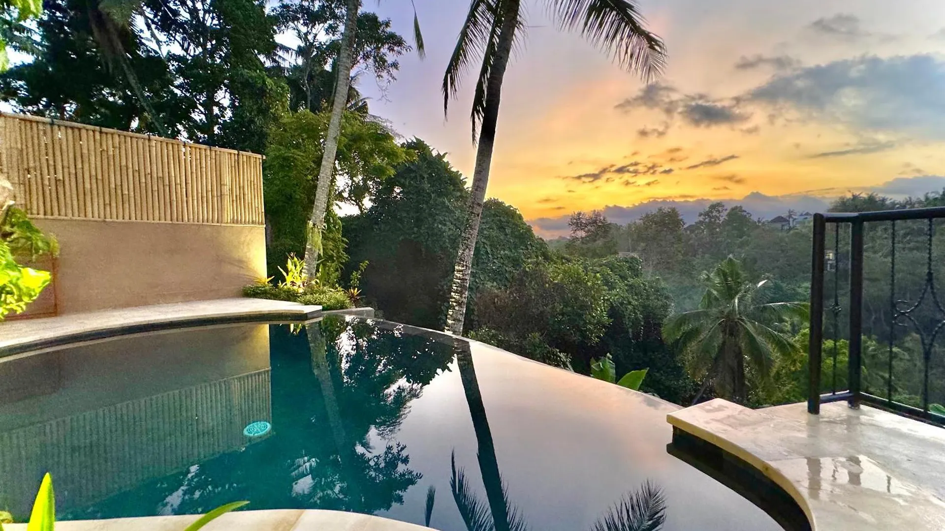 Suara Jiwa Luxury Villas With Private Pool contacts