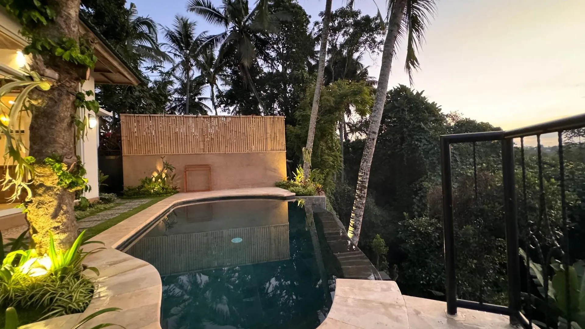 Suara Jiwa Luxury Villas With Private Pool Ubud